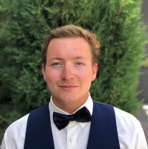 Meet your Posher, Alex